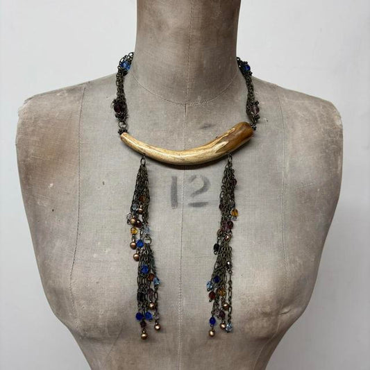 Archival horn chain necklace