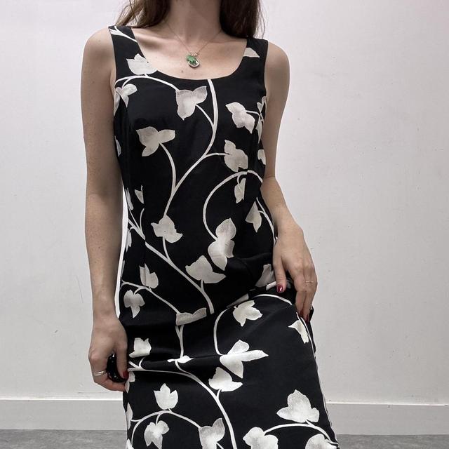 90s wide neck floral printed dress