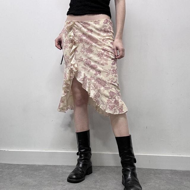 Asymmetric ruffle floral coquette skirt