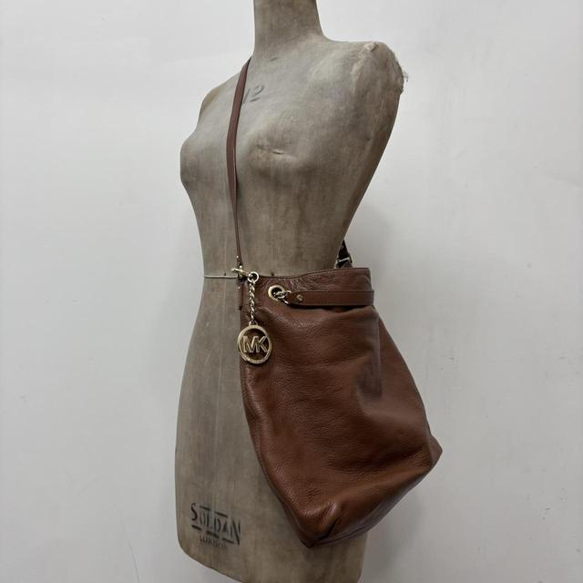 Tan leather micheal Kors