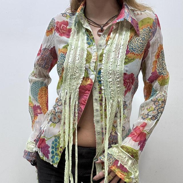 Sheer crinkle floral lace shirt