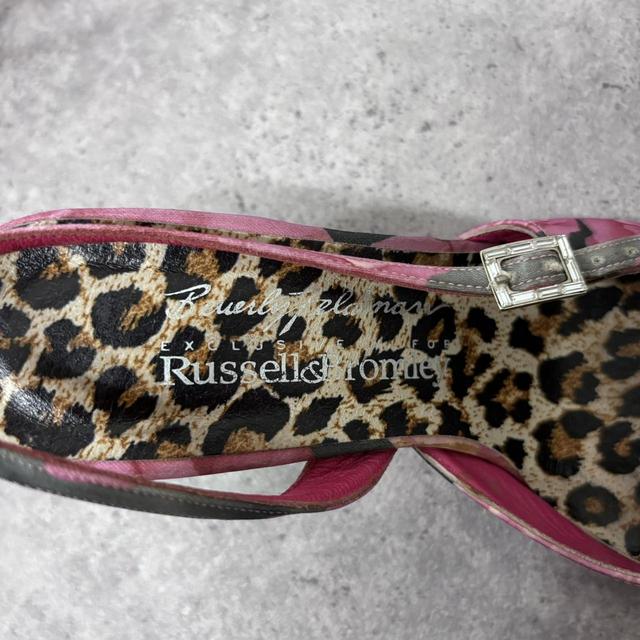 Vintage kitten heel y2k shoes