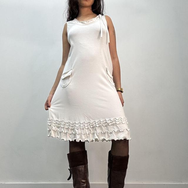 White cop copine ruffle midi dress