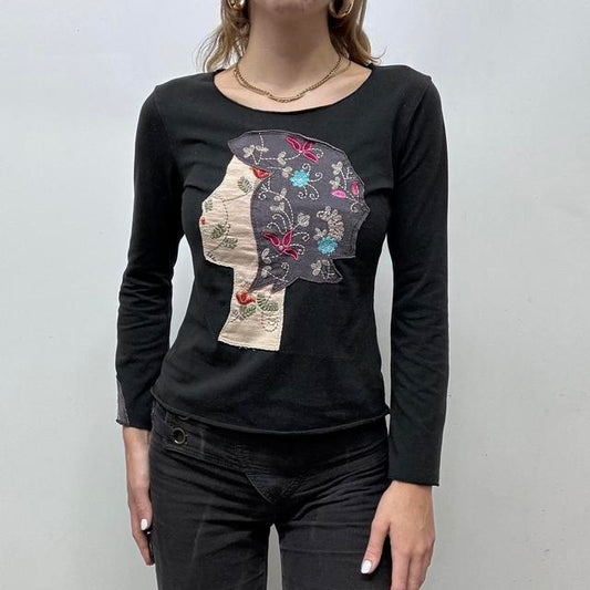 Graphic embroidered long sleeve tshirt