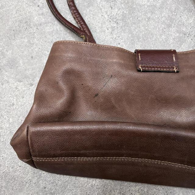 Brown leather shoulder bag