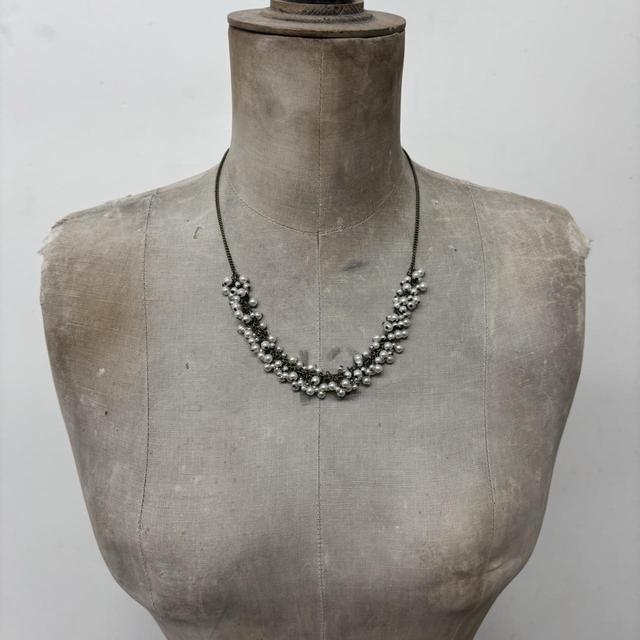 Layered chain gold pearl necklace