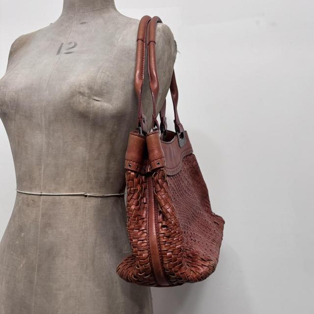 Woven leather shoulder bag