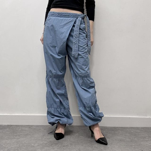 Blue puff cuffed parachute pants