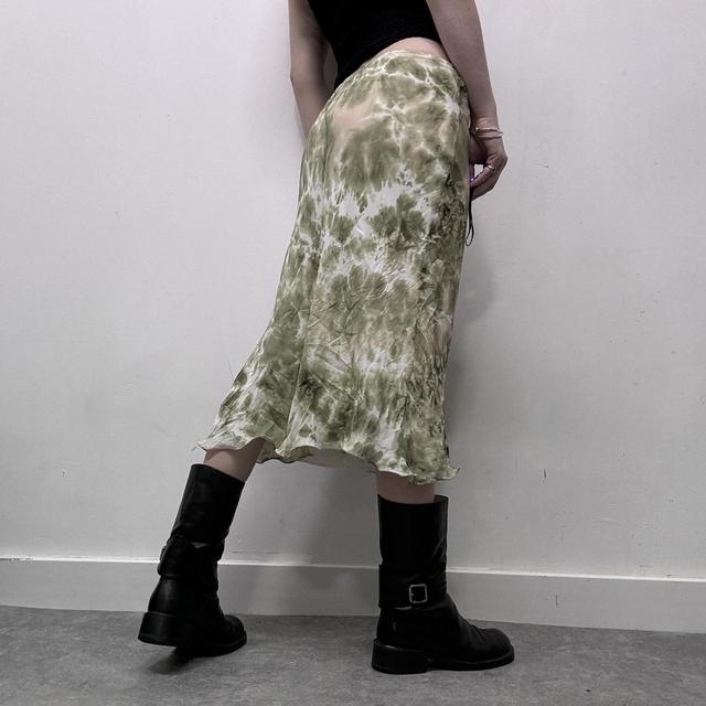 Green mesh distressed print midi skirt