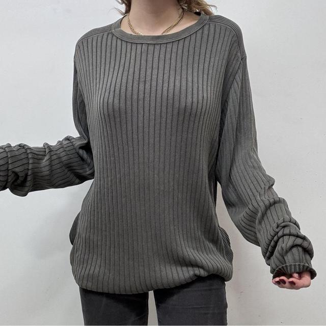 Ribbed slouchy distressed jumper