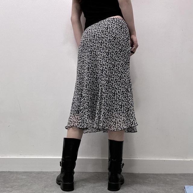 Ditsy floral skirt