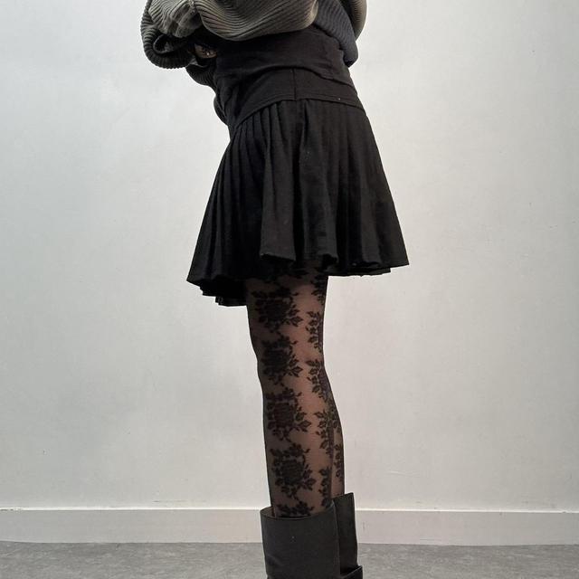 Black pleated wool morgan skirt