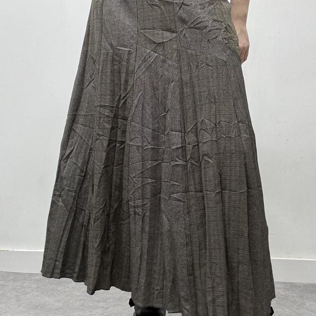 Grey pinstripe pleated pinstripe maxi skirt