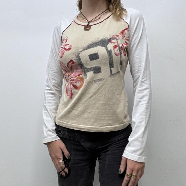 Graphic print contrast tshirt