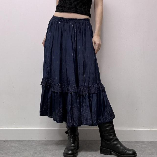 Navy pleated crinkle midi skirt