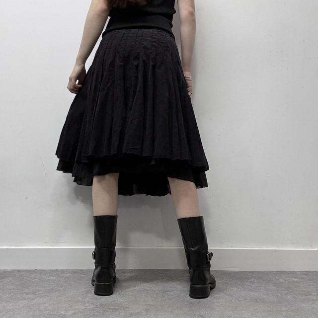 Black pleated flare printed midi skirt