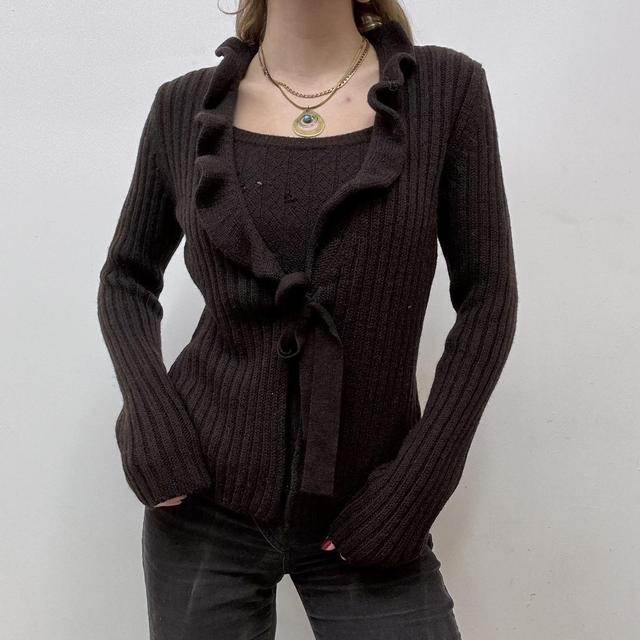 Knitted brown ribbed cardigan