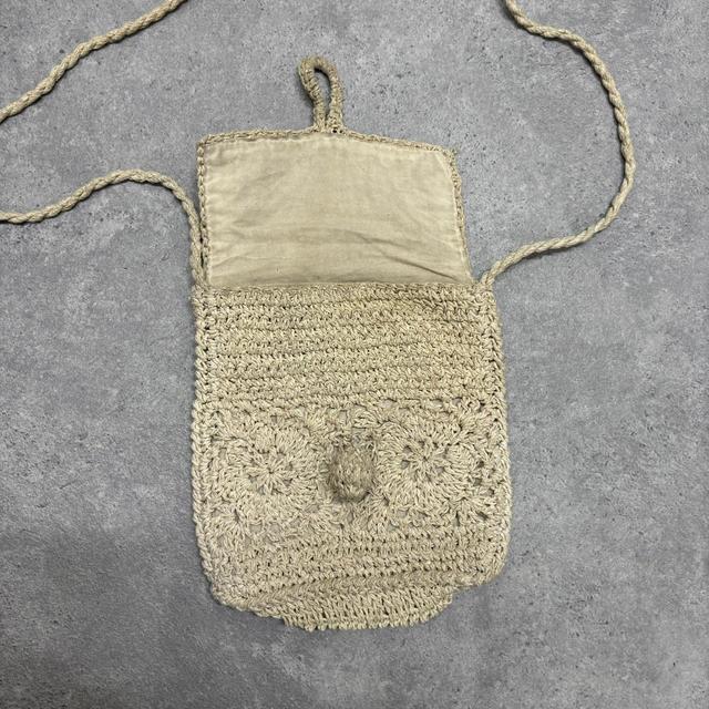 Woven straw crossbody bag
