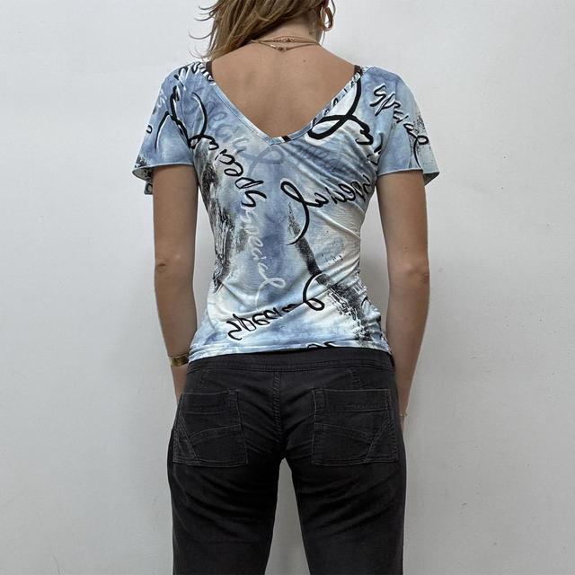 Graphic abstract print blouse