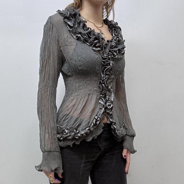 Grey crinkle ruffle flared shirt