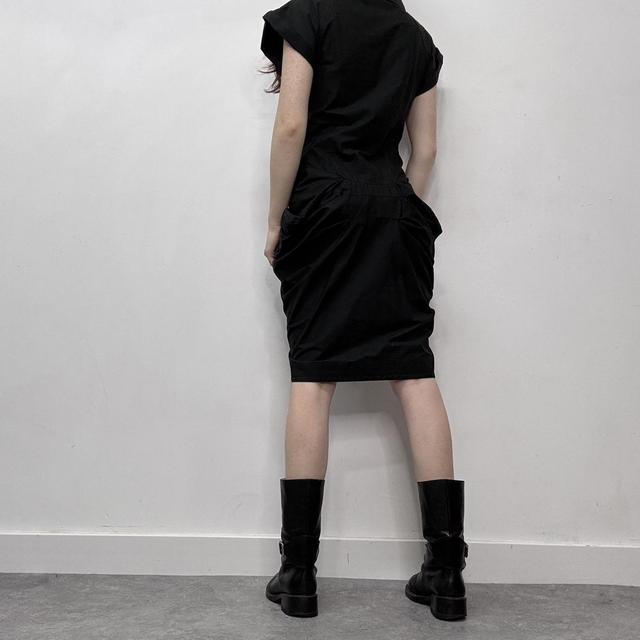 Black puff pleated midi dress