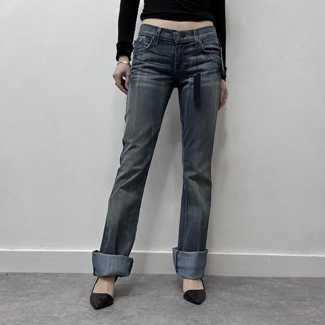 Distressed low rise Y2K jeans