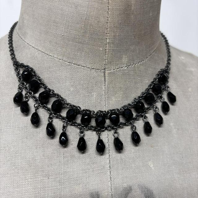 Drape chain bead grunge necklace