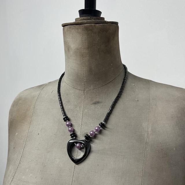 Metallic grunge heart necklace