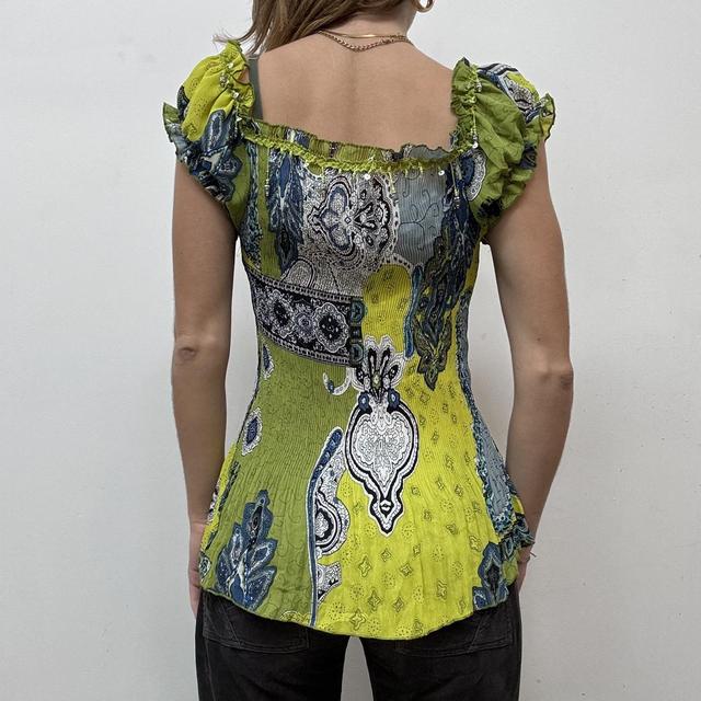 Crinkle pleated paisley shirt