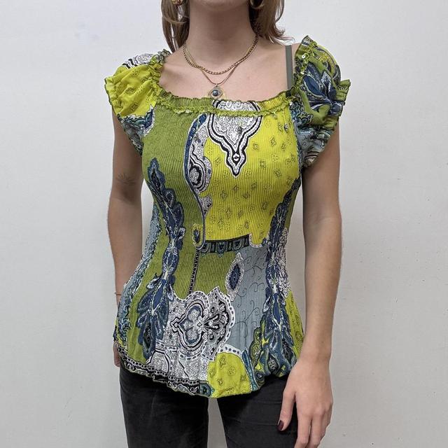 Crinkle pleated paisley shirt