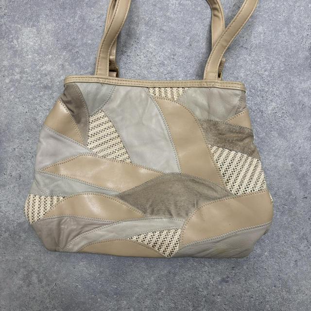 Patchwork tan leather bag