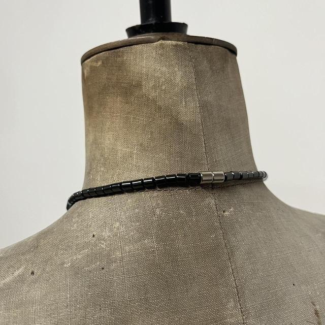 Metallic grunge heart necklace