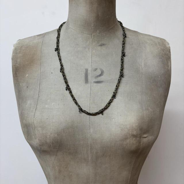 Grunge chain necklace