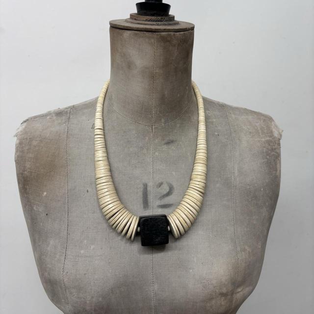 Oversized chunky beaded statement necklace