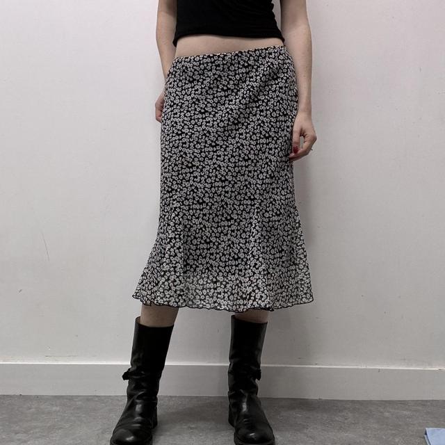 Ditsy floral skirt