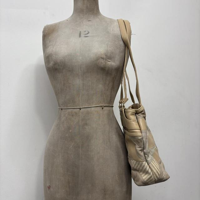 Patchwork tan leather bag
