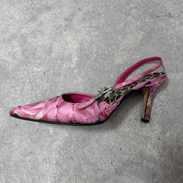 Vintage kitten heel y2k shoes