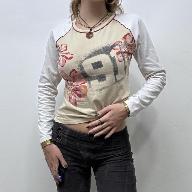 Graphic print contrast tshirt