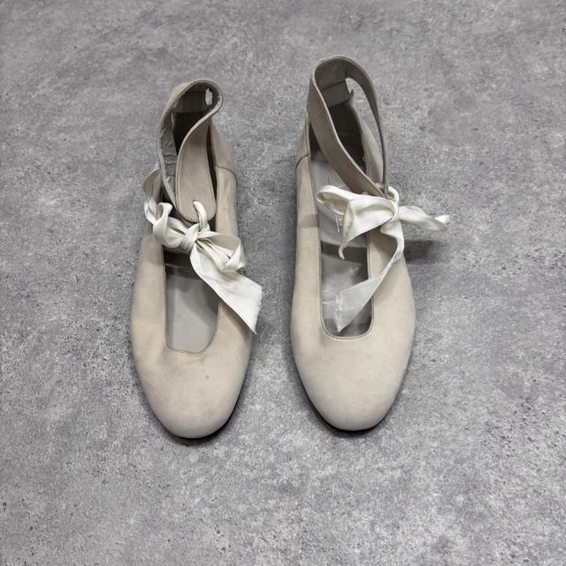 Suede bow ballet flats
