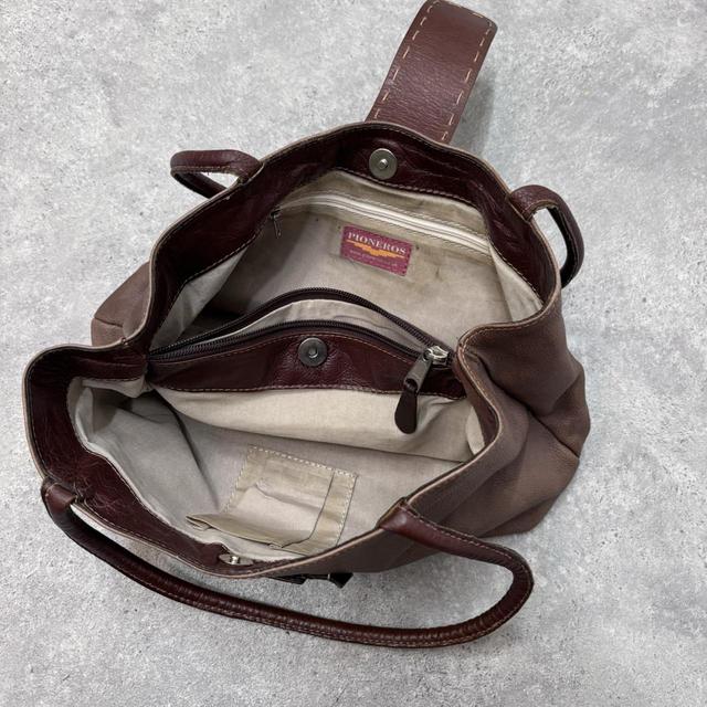 Brown leather shoulder bag