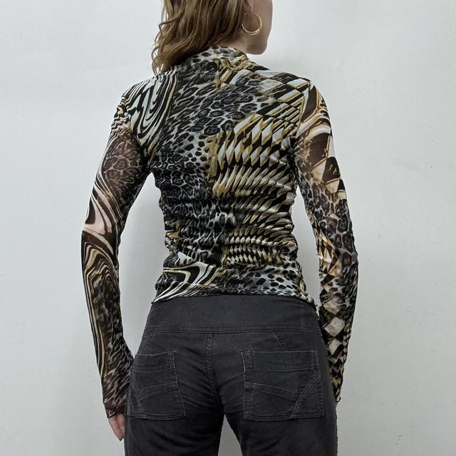 Graphic patterned micro mesh long sleeve tshirt