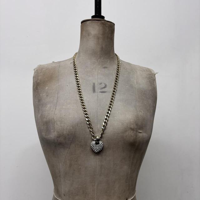 Chunky gold chain heart necklace