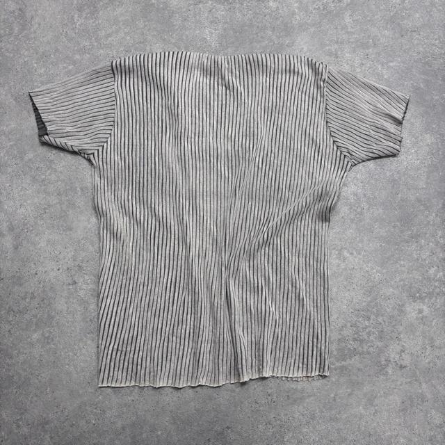 Ribbed striped graphic printed tshirt