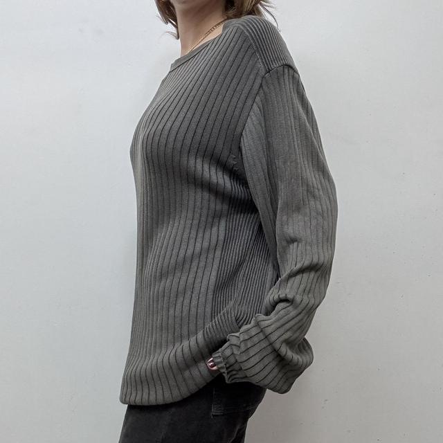 Ribbed slouchy distressed jumper