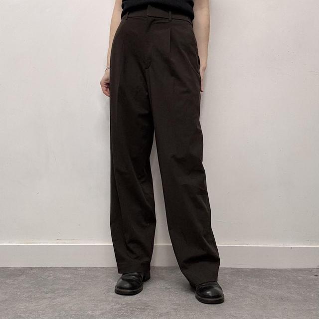 Brown uniqlo suit wide leg trousers