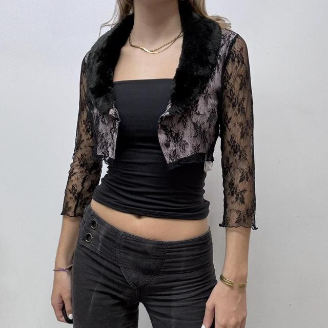 Lace cropped cardigan with faux fur