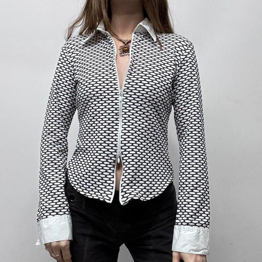 Patterned white flared zip shirt