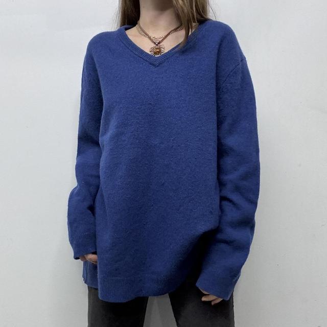 Oversized blue wool knitted jumper