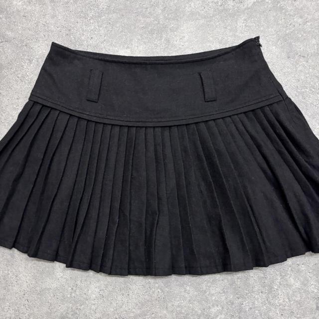 Black pleated wool morgan skirt