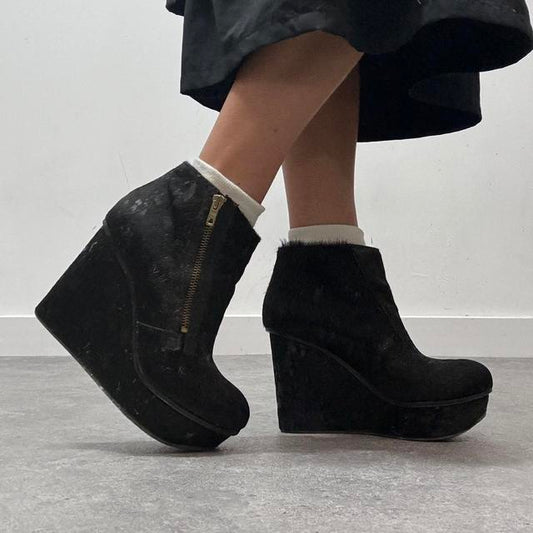 Black Diesel hoof heels